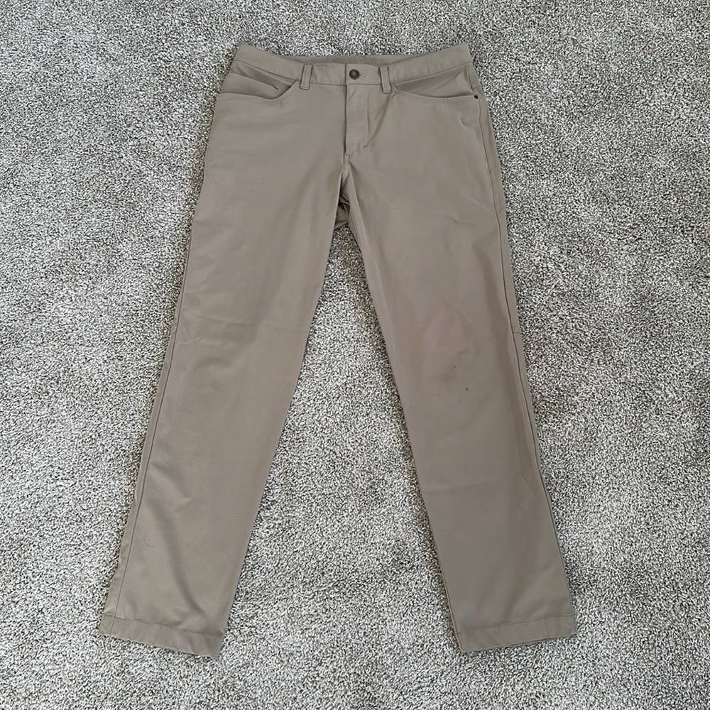 LULULEMON MENS ABC PANTS CLASSIC FIT